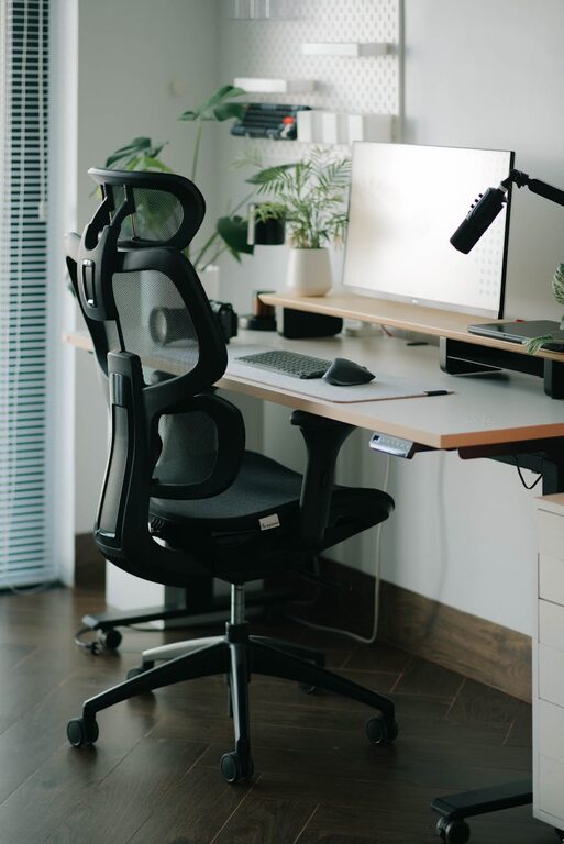 Consejos prácticos para un espacio de trabajo en casa eficiente y cómodo